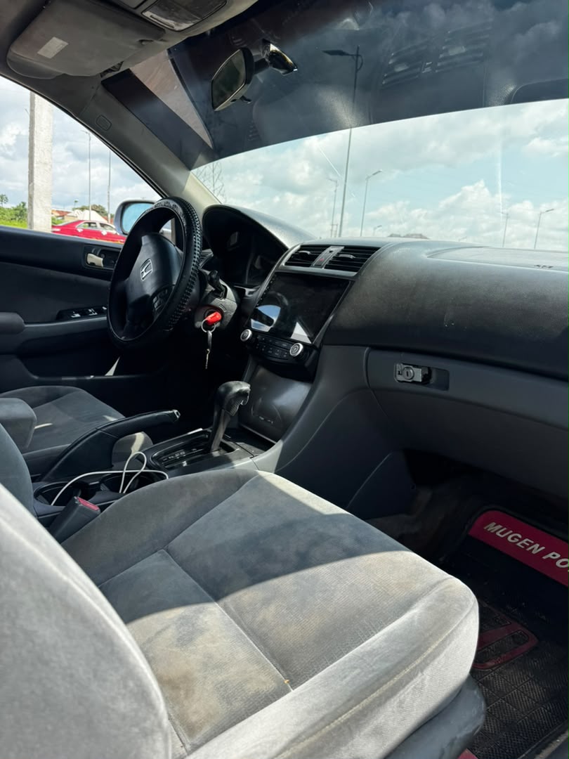 
								Giveaway Deal‼️‼️‼️ Carefully Used 2007 Honda Accord DC car is in pristine condition (Nothing To Fix) Ac chilling with proper documentation going for just 3.6m Net Add sambo with me Lugbe Abuja📍 ZERO CHAIN DEAL full									