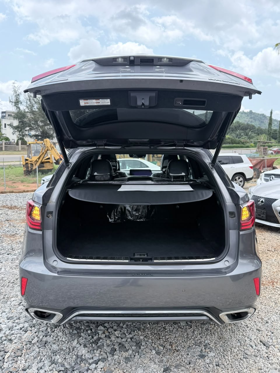 
								2017 DIRECT BELGIUM 🇧🇪 LEXUS RX350 F-SPORT WITH A CLEAR DUTY✅KEYLESS‼️REVERSE CAMERA‼️BLIND SPOT‼️POWERBOOT AND OTHERS… HEADED FOR 52 MILLION NAIRA NAIRA ONLY full									