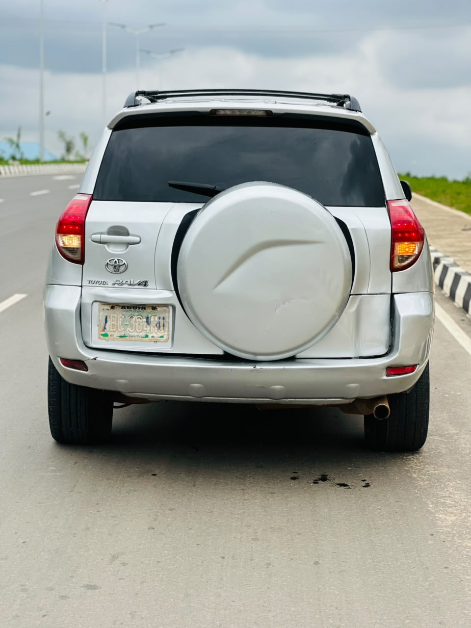 
								Distress RAV4 2008 model with untempared engine and gear. Ac chilling. Going for 5.5m. Location: Gwarinpa, Abuja! full									