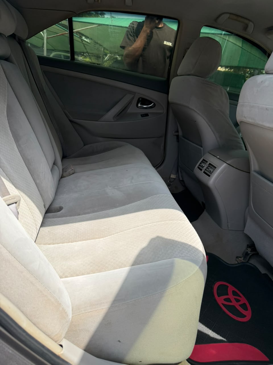 
								Extremely Clean used Toyota Camry 2009 LE for just 5.9M full									