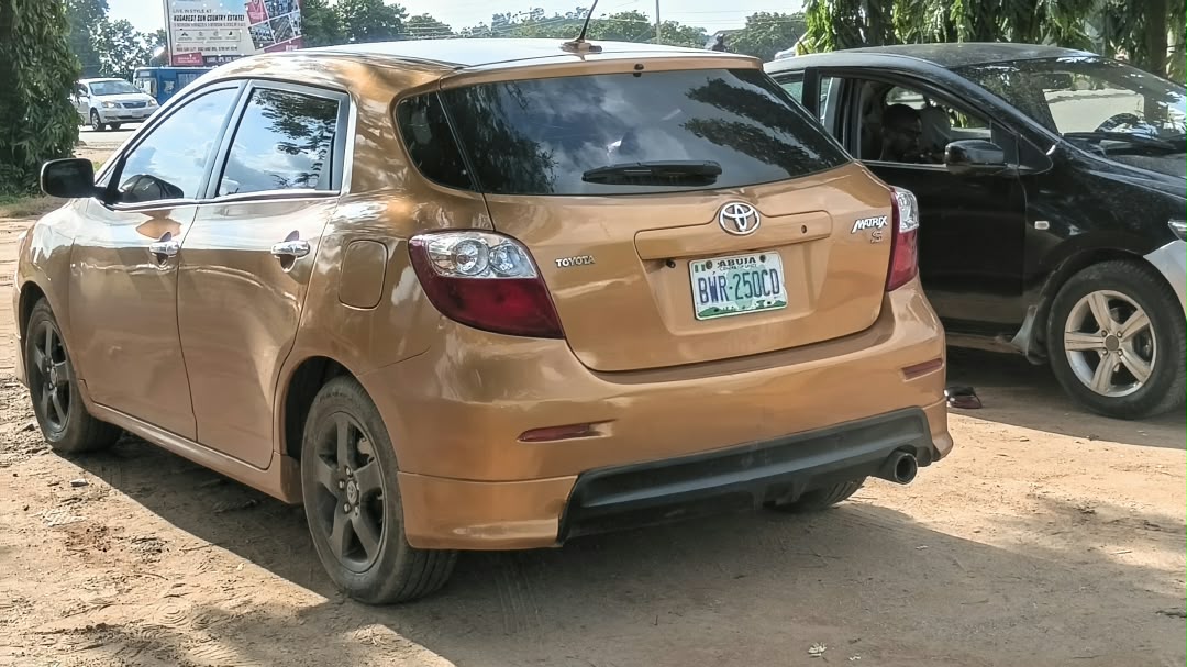 
								Supwr clean registered  2009 Toyota Matrix with Untouched Engine and gear AC chills 💯,first body pan Car just came back from a  Distances Journey today Trust me you will love it Location:Abuja Price:6.7M full									