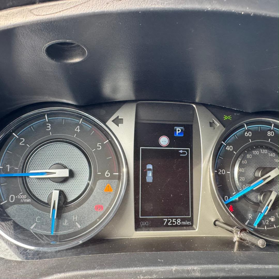 
								GOOD DEAL FOREIGN USED 2024 TOYOTA HILUX DIESEL ENGINE   PRICE: 55M   ABUJA DEAL📍  NATIONWIDE DELIVERY full									