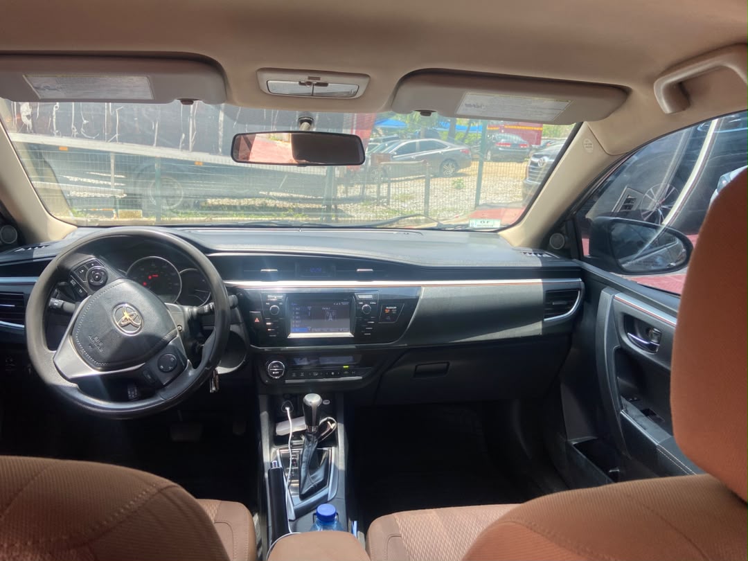 
								Distress alert Neatly used 2014 Toyota Corolla with original custom duty, sound engine and gear AC functioning very well, just 9 million, owner needs money urgent, hurry up before you sold, location Abuja full									