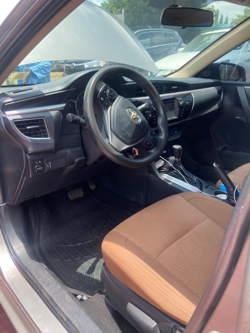 
								Distress alert Neatly used 2014 Toyota Corolla with original custom duty, sound engine and gear AC functioning very well, just 9 million, owner needs money urgent, hurry up before you sold, location Abuja full									