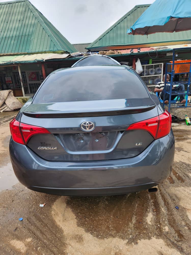 
								distress sale 2016 Toyota Corolla Tokunbo, unregistered just 10.9m, Abuja full									