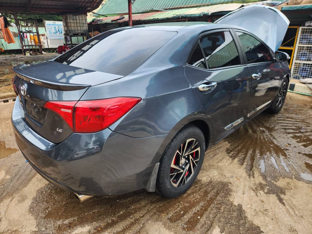 
								distress sale 2016 Toyota Corolla Tokunbo, unregistered just 10.9m, Abuja full									