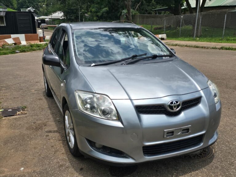 2009 Toyota Auris foreign used going for 8.9m Abuja