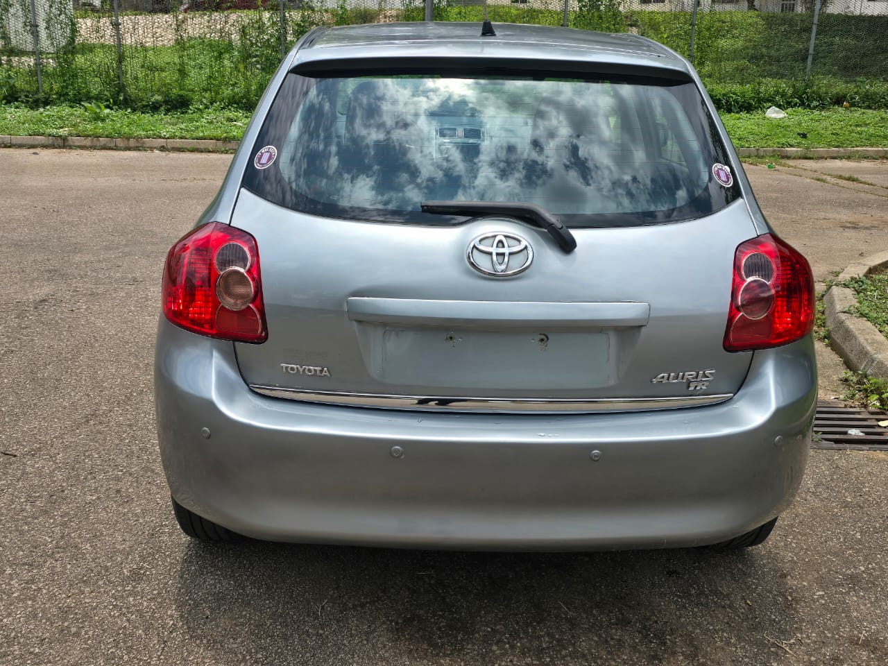 
								2009 Toyota Auris foreign used going for 8.9m Abuja full									