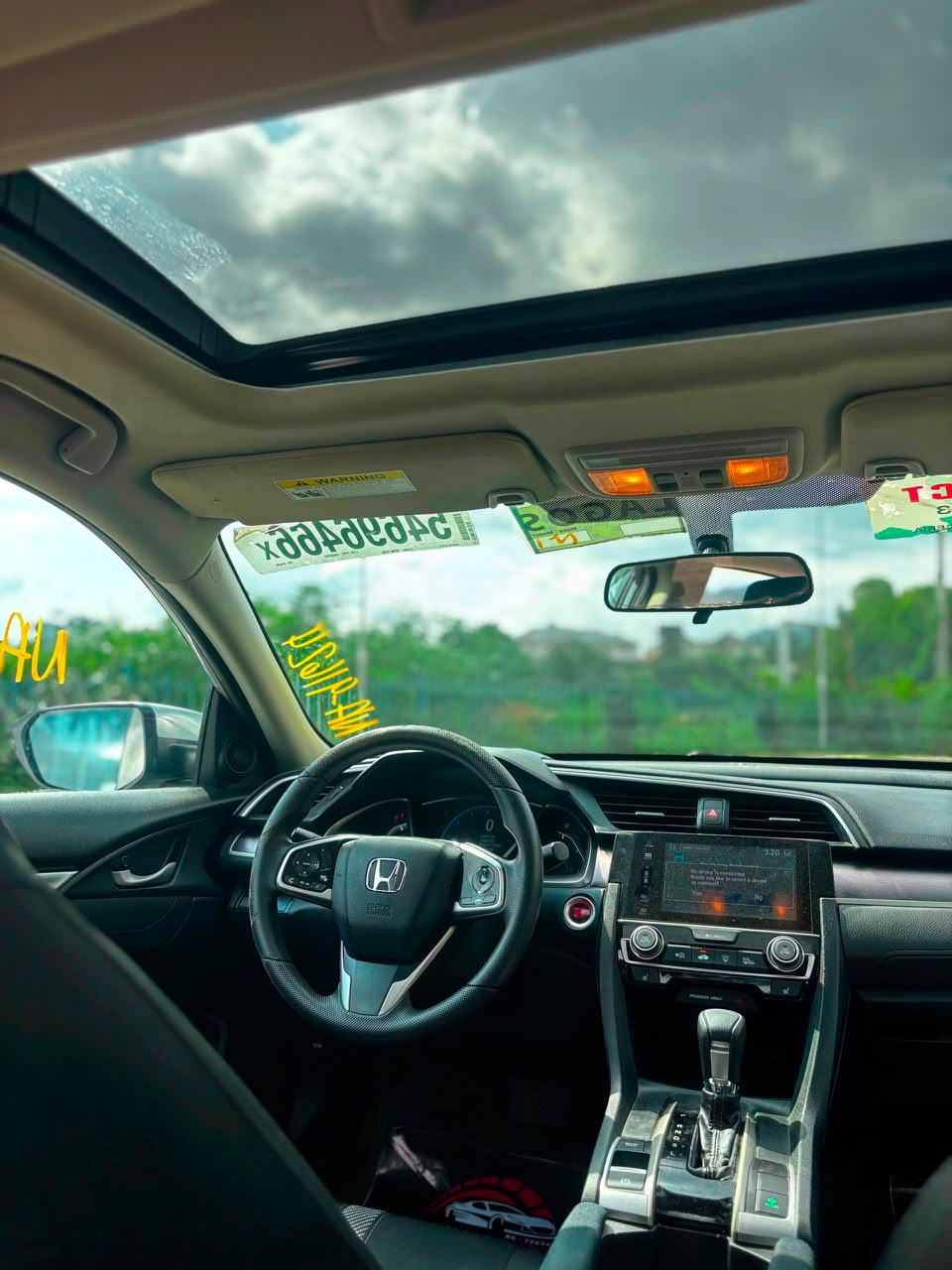 
								DISTRESS ‼️ DIRECT BELGIUM 🇧🇪 2016 HONDA CIVIC (2.0T TURBO) JULY 2026 DUTY✅ KEYLESS ‼️ SUN ROOF ‼️ REVERSE CAMERA ‼️  PARK ASSIST ‼️ NAVIGATION SCREEN AND OTHERS ‼️ HEADED FOR 15.5MILLION NAIRA ONLY full									