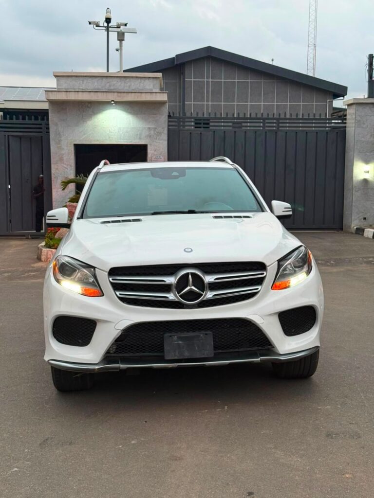 GIVEAWAY DEAL‼️‼️‼️ 2018 SLIGHTLY USED GLE350 WITH VERIFIED DUTY GOING FOR JUST 25.2M NET WITH SAMBO JAHI ABUJA📍 ZERO CHAIN DEAL