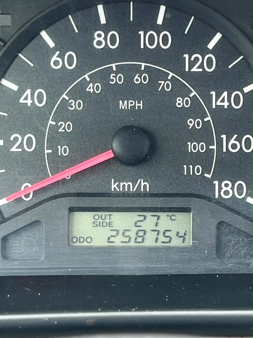 
								Giveaway Deal‼️‼️‼️ FOREIGN USED 2006 TOYOTA COROLLA, Factory fitted components going for 🔥#8.4m with our sambo June entry duty✅ With me Lugbe Abuja📍 ZERO CHAIN DEAL full									
