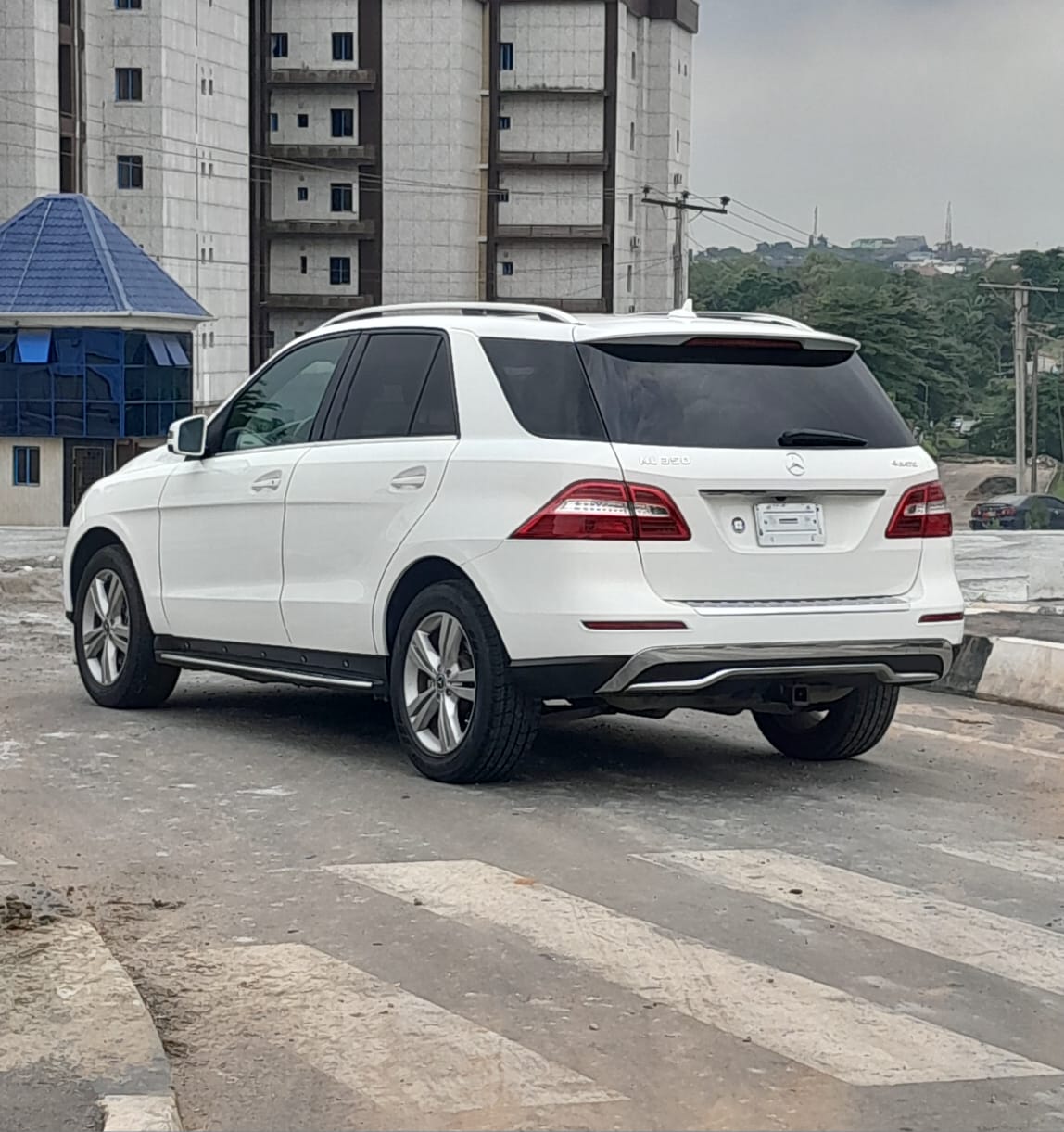 
								UNREGISTER 2014 MERCEDES-BENZ ML350 FULLEST OPTION DOUBLE PANORAMIC WITH ORIGINAL CUSTOM DUTY GOING FOR 22M ABUJA DEAL full									