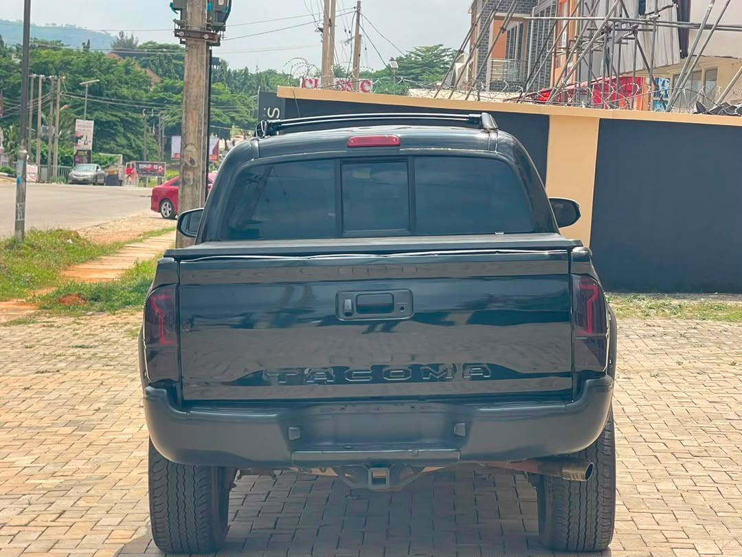 
								11.5m net needed for this Tacoma tomorrow morning*Abuja full									