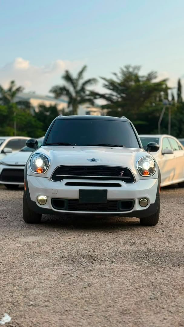 Foreign used 2013 Mini country man Manual drive for 11m Abuja
