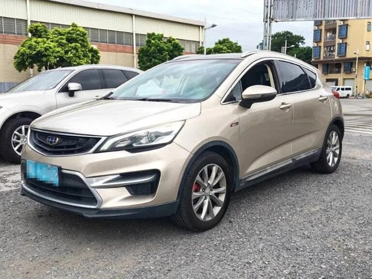 Geely Emgrand GS 2016 model 1.3T Sport Luxury version, automatic ‑ First registered:15‑Nov‑2016 ‑ Mileage:85,000 km ‑ Color: Golden ‑ Emission standard: National 5 ‑ Price:24,800 RMB Budget compact SUV, low mileage, cost‑effective, good daily transport.