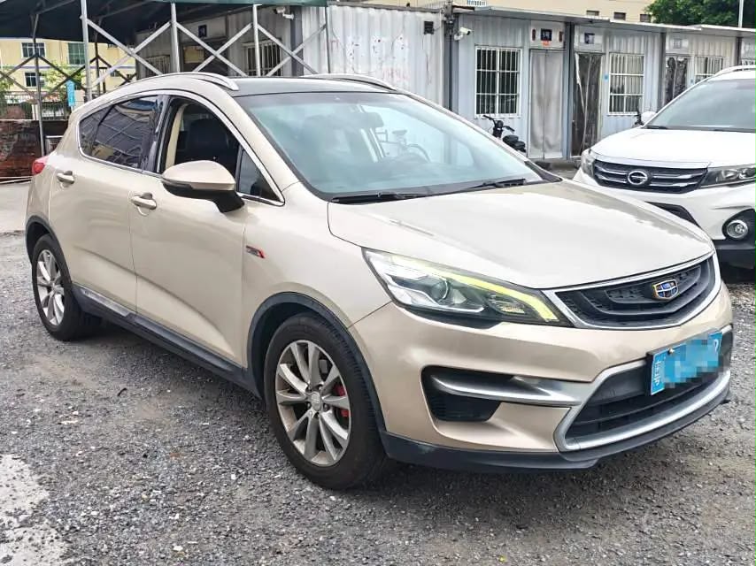 
								Geely Emgrand GS 2016 model 1.3T Sport Luxury version, automatic ‑ First registered:15‑Nov‑2016 ‑ Mileage:85,000 km ‑ Color: Golden ‑ Emission standard: National 5 ‑ Price:24,800 RMB Budget compact SUV, low mileage, cost‑effective, good daily transport. full									