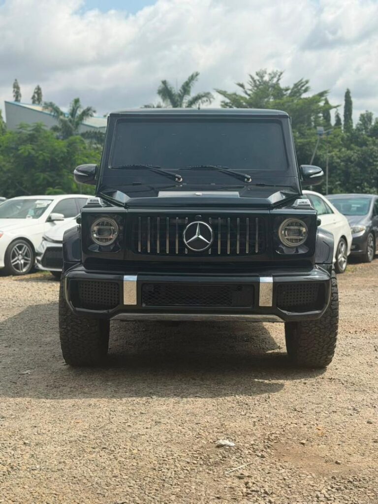 Extremely clean 2009 G-wagon Amored for 79m Abuja