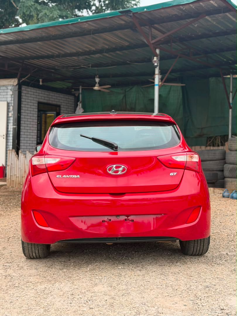 
								Extremely clean 2012 Hyundai Elantra GT for 9m Abuja full									