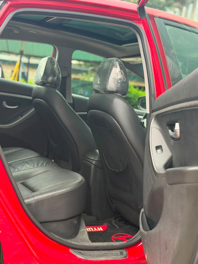 
								Extremely clean 2012 Hyundai Elantra GT for 9m Abuja full									
