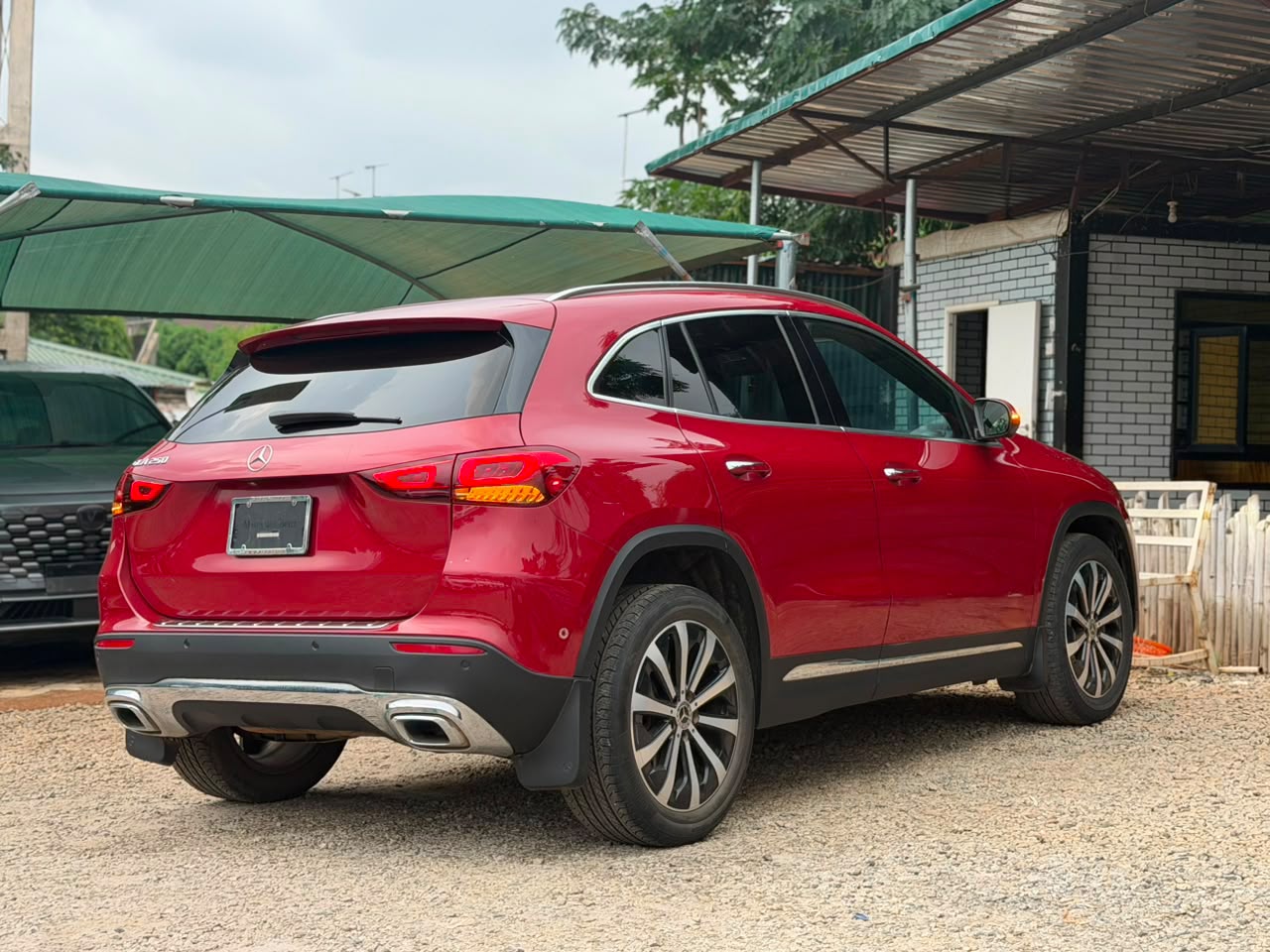 
								Distress Toks 2021 Gla250 Benz for 38m Abuja full									