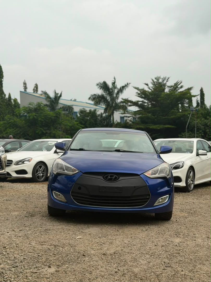 
								Foreign used 2012 Hyundai Veloster Manual for just 7.2m Abuja full									