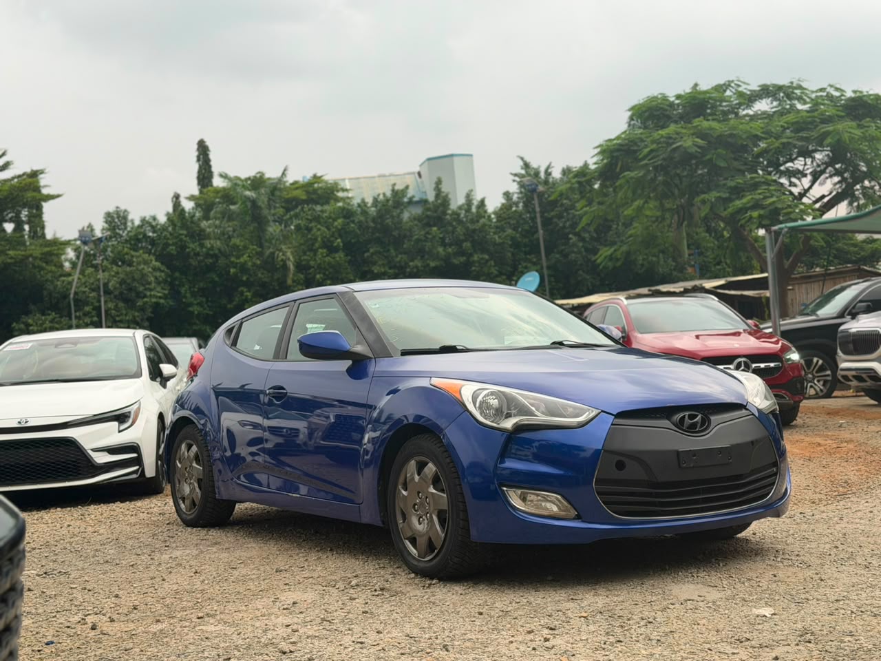 
								Foreign used 2012 Hyundai Veloster Manual for just 7.2m Abuja full									
