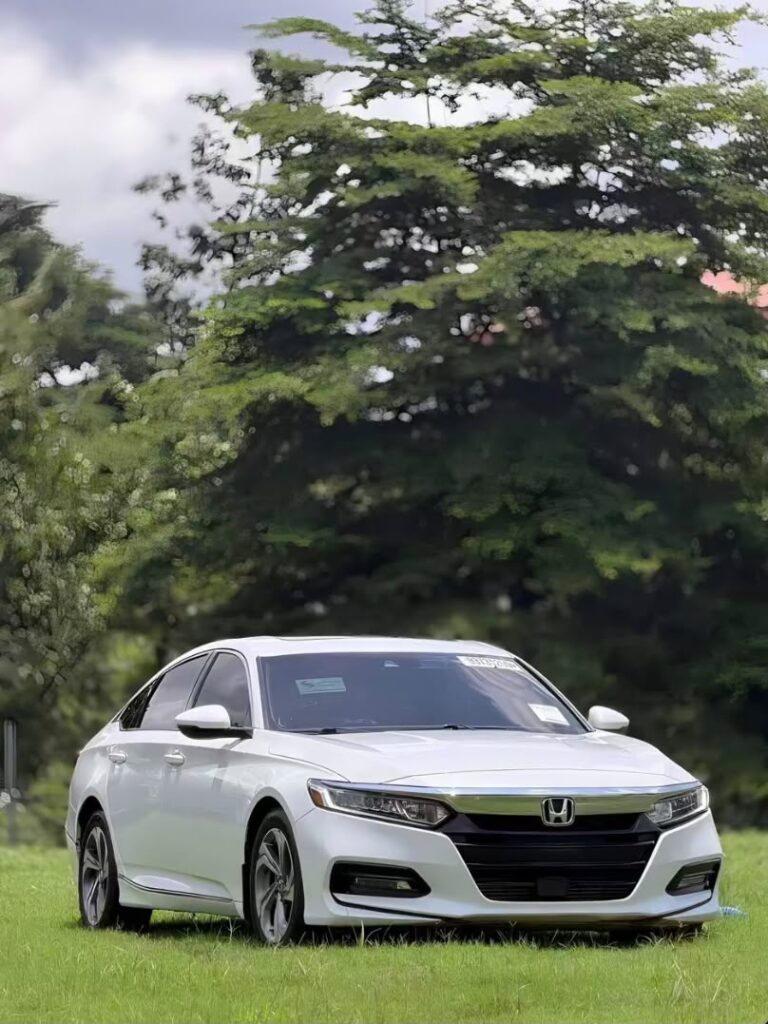 JUST IN‼️Extremely Clean and Sound Engine💯 Foreign Used Honda Accord EXL  Year: 2019 Custom Duty: Paid Price: N20.9M Location: Abuja