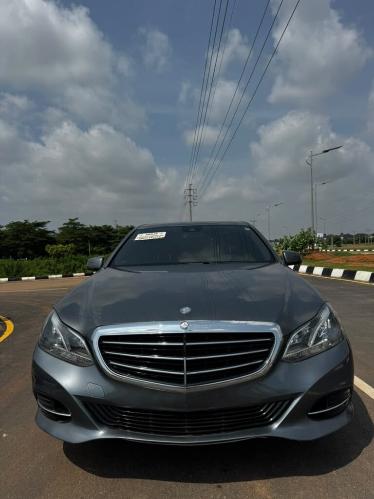Giveaway Deal‼️‼️‼️ Grade A (Accident Free) Foreign Used 2016 Mbenz E350 (Black Engine) car is in pristine condition also first body low mileage (Keyless Entry Power Booth & Sunroof) with 2026 Entry duty going for just 19.2m Add sambo with me (Moveable) Lugbe Abuja📍 ZERO CHAIN DEAL