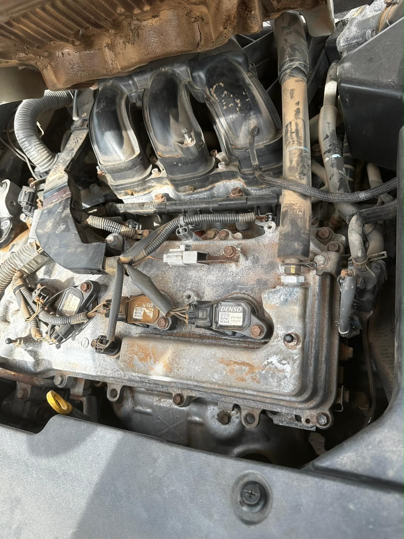 
								Giveaway Deal‼️‼️‼️ Grade A Carefully Used 2007 Es350 car is in pristine condition (Nothing To Fix) fullest option (Keyless, Back Ac Vent, Reverse Cam & Sunroof) with original duty going for just 7.6M Net with 100k sambo with me (Moveable) Lugbe Abuja📍 ZERO CHAIN DEAL full									