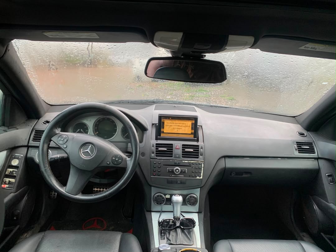 
								SUPER SHARP DISTRESS SALES 2008 MERCEDES C300 4MATIC UNTAMPERED ENGINE AND GEAR BLACK AND BLACK, FOUR NEW TIRES AC CHILLING VERY WELL 5M ONLY full									