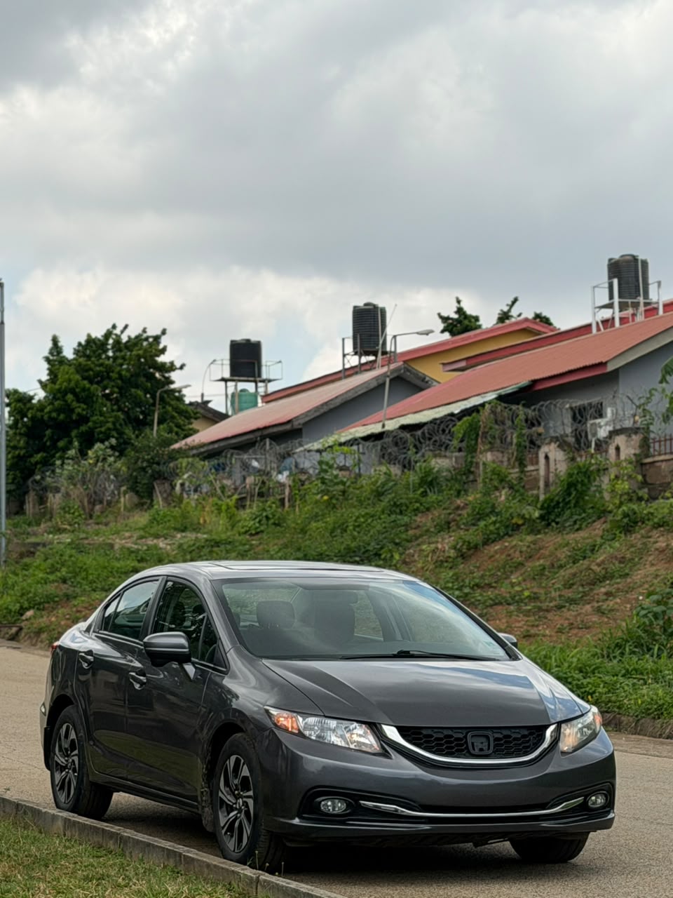 
								Good Deal   Distress Sell Foreign Used Honda Civic 2016 Keyless with Two Keys fullest Options for Just 11.9M Abuja full									