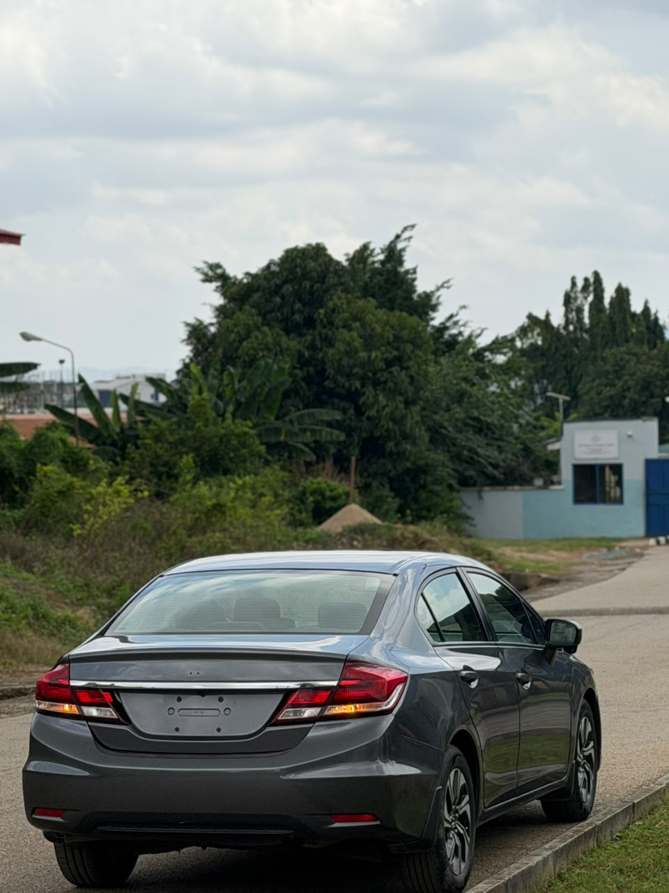 
								Good Deal   Distress Sell Foreign Used Honda Civic 2016 Keyless with Two Keys fullest Options for Just 11.9M Abuja full									