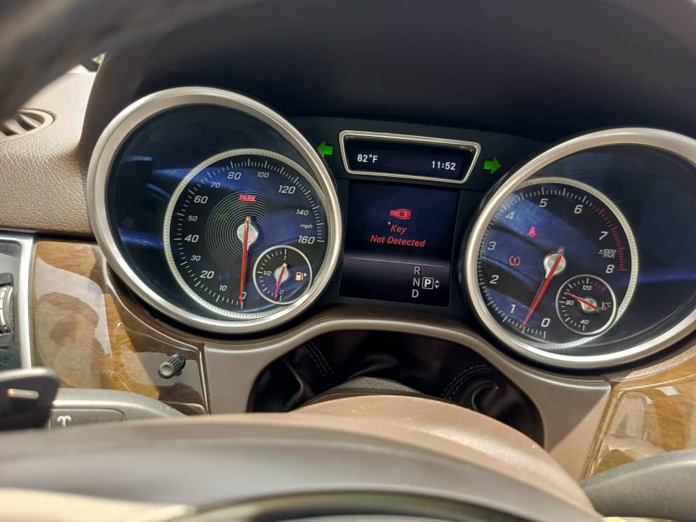 
								FOREIGN USED 2016 MERCEDES BENZ GLE350 WITH RECENT ORIGINAL CUSTOM DUTY SUNROOF AVAILABLE SELLING FOR 22.5M ABUJA  GWARINPA full									