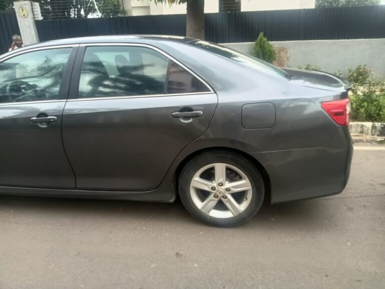 SUPER STANDARD TOYOTA CAMRY SE 2013MODEL BELGIUM GRADE PRICE 8.7m  BUYER SETTLE 200k LOCATION ABUJA matima