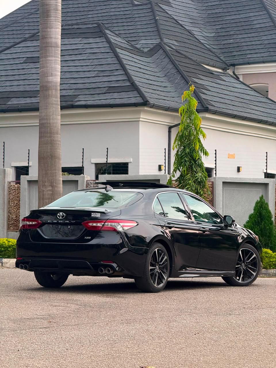 
								Foreign used 2018 Camry V6 full options everything intact @33m full									