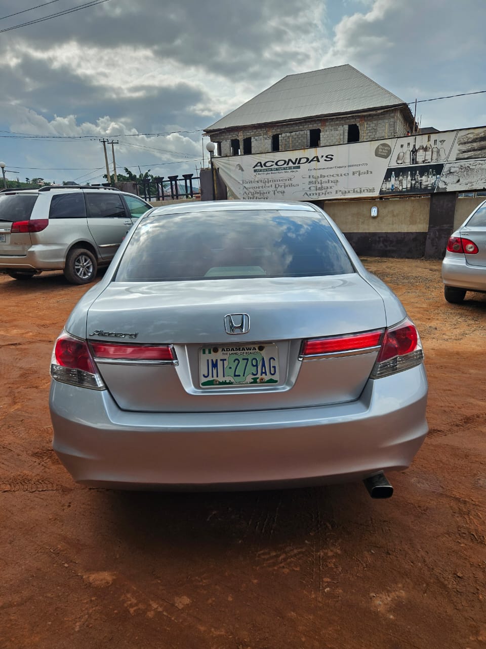 
								Distress alert ⚠️ 📢 Honda Accord 2011 model for sale. Engine and gear untampered 💯 AC chilling perfect going for 3.9m to the owner. Location is Nyanya Abuja. Note: Buyer Settle 100k. full									