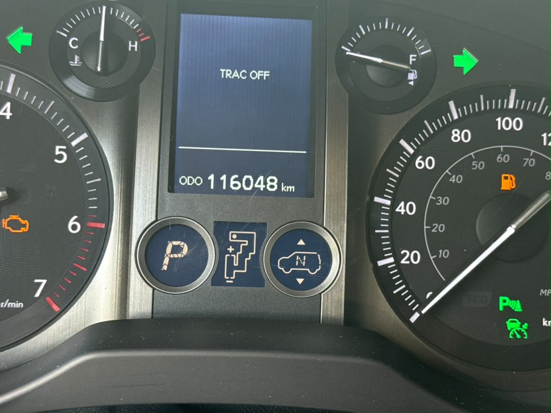 
								Super Distress 2015 Lexus Gx460 with 360 camera and Freezer box for just 33m Abuja full									
