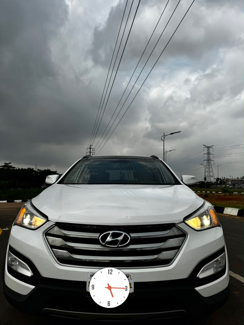
								Giveaway Deal‼️‼️‼️ Foreign Used Limited 2015 Hyundai Santafe (Sport 2.0T) car is in pristine condition (AWD) fullest option (Keyless Full Pano & Power Booth) with original 2026 entry duty going for just 18.5m Net with sambo Lugbe Abuja📍 ZERO CHAIN DEAL full									