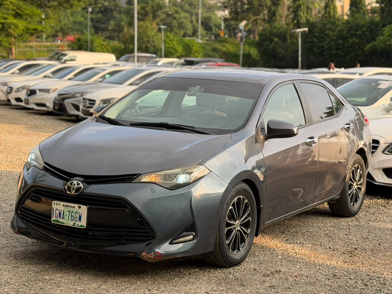 
								Extremely Clean Used Toyota Corolla LE 2017 for just 10.5M Abuja full									