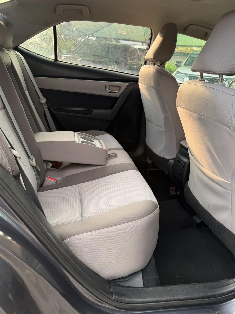 
								Extremely Clean Used Toyota Corolla LE 2017 for just 10.5M Abuja full									