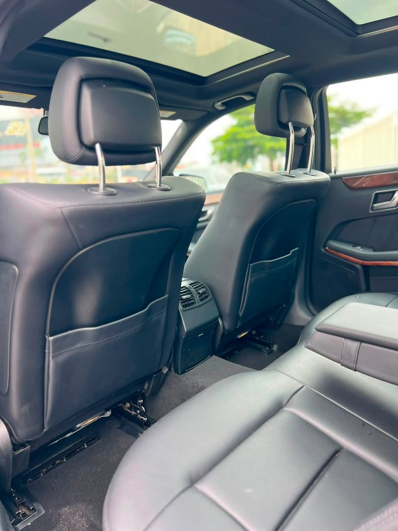 
								JUST LANDED GERMAN SPEC 2013 Mercedes-Benz E350 FULL OPTION GOING FOR JUST N15,500,000 ONLY full									