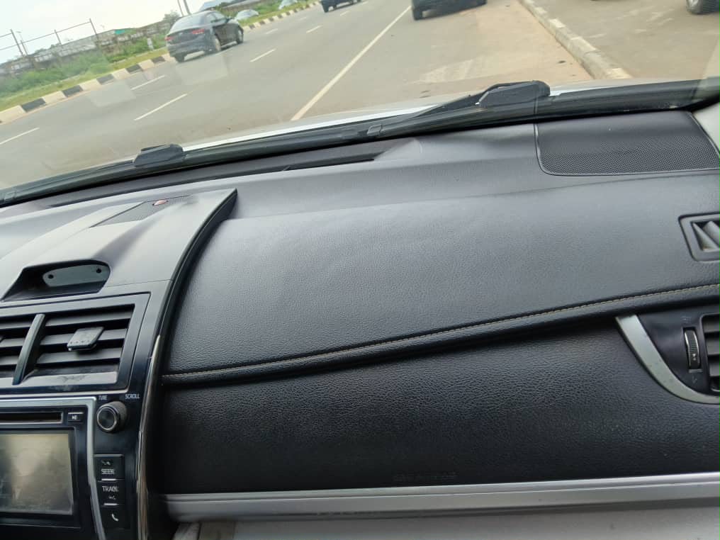 
								Distress Camry LE Direct Belgium  2014 on belt 🏷️10.8M Net 📍Abuja Deal full									