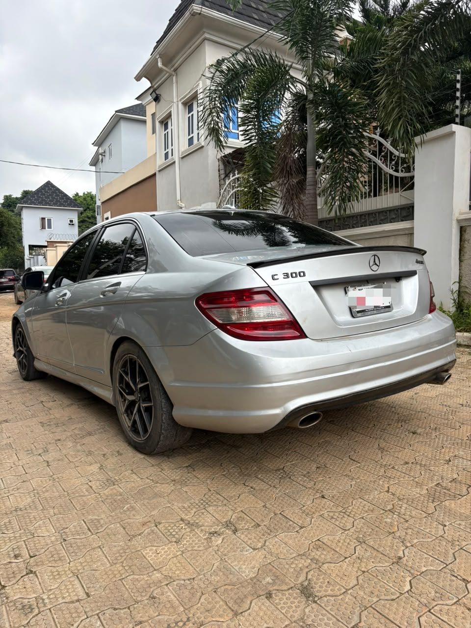 
								Quick Sale Mercedes Benz C300 2008 With untempered engine and Gear, ac is Freezing 🥶 with Original Duty~ 🏷️6M Net 📍Abuja Deal full									
