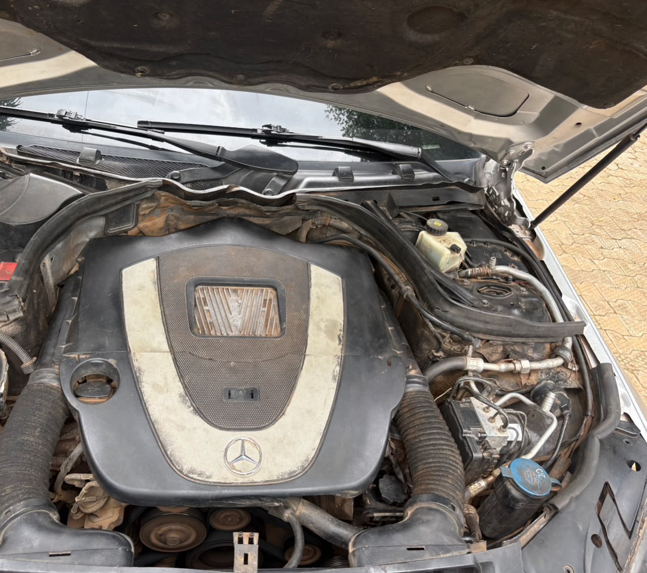 
								Quick Sale Mercedes Benz C300 2008 With untempered engine and Gear, ac is Freezing 🥶 with Original Duty~ 🏷️6M Net 📍Abuja Deal full									