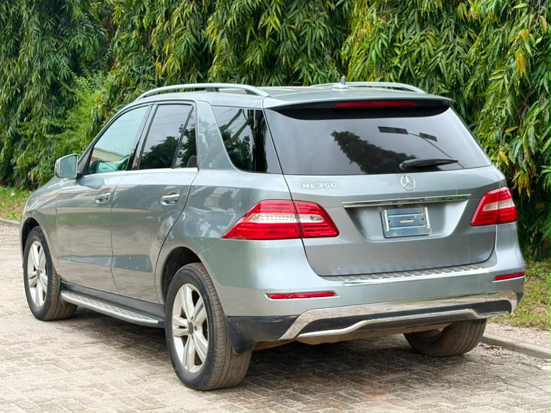 
								Extremely clean used 2015 ML350 first body untempered engine and gear going for just 13.8M full									