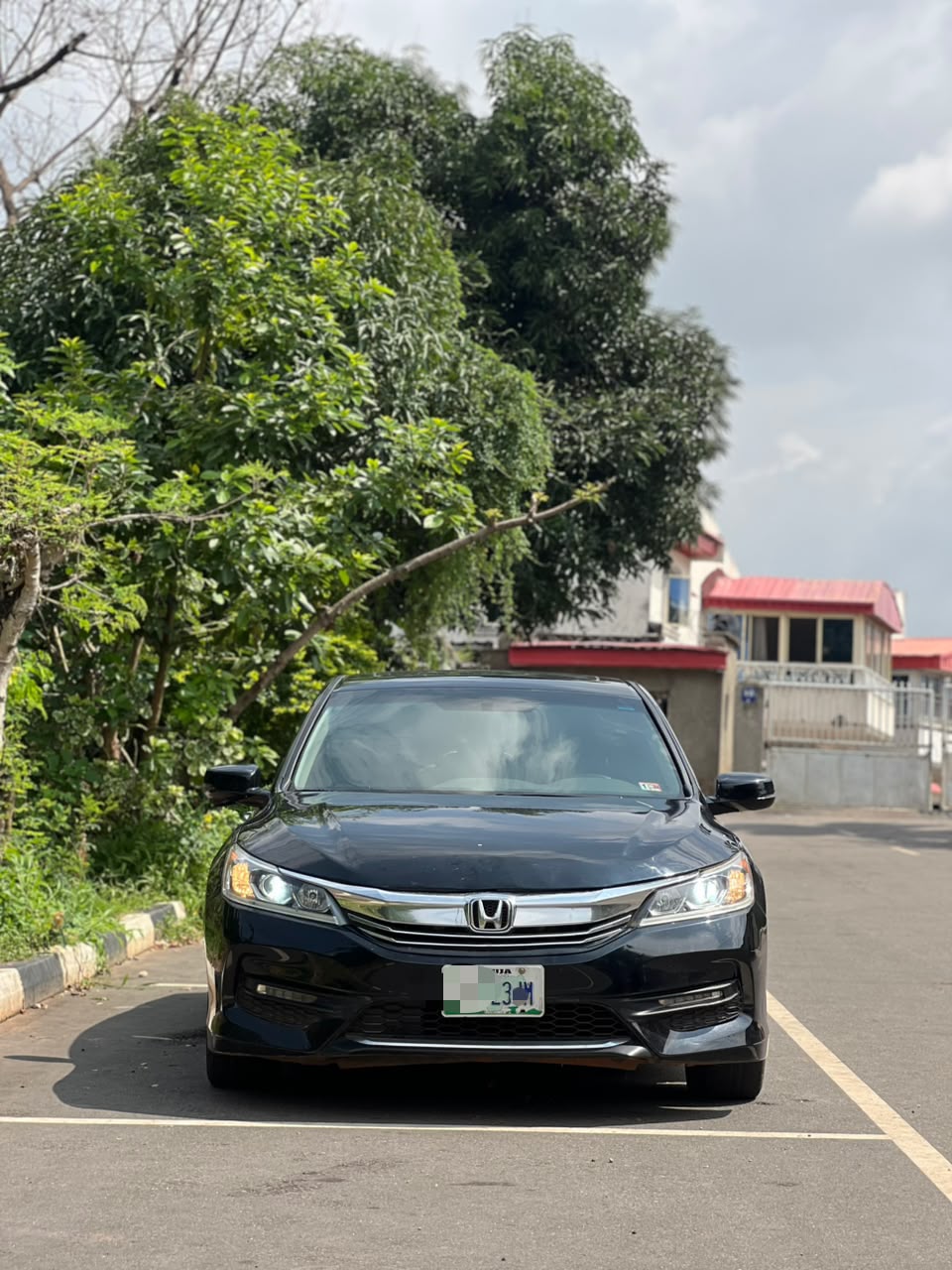 
								HONDA ACCORD 2016 REGISTERED V6   ORIGINAL DUTY 📃  PRICE: 9M   ABUJA DEAL   NATIONWIDE DELIVERY full									