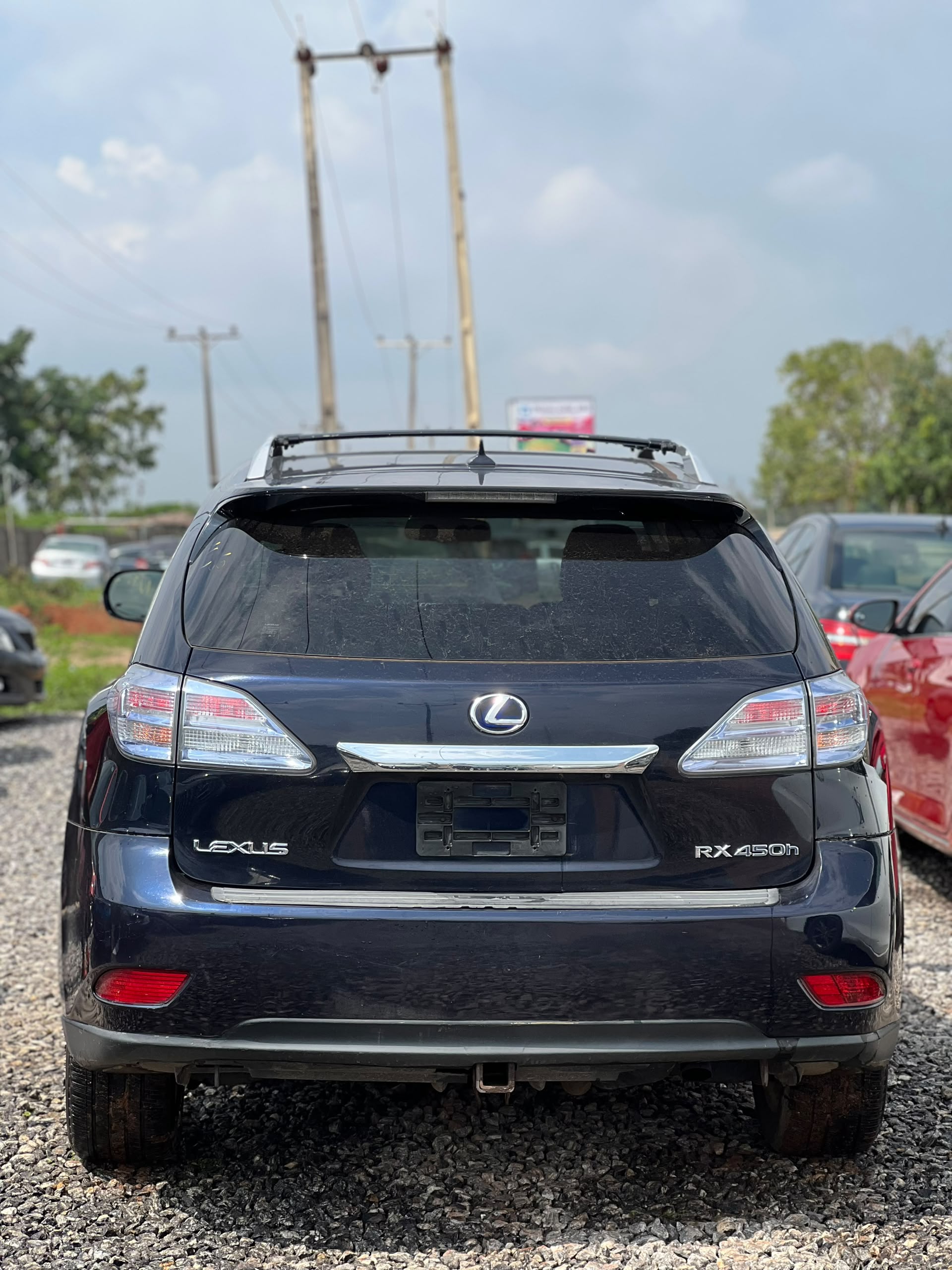 
								Distress Sales ‼️‼️  ✨2010 Lexus Rx-450h Hybrid With Original Custom Duty Going For || 💥13.5M. FOREIGN USED 🌸  Location: Games Village Abuja full									