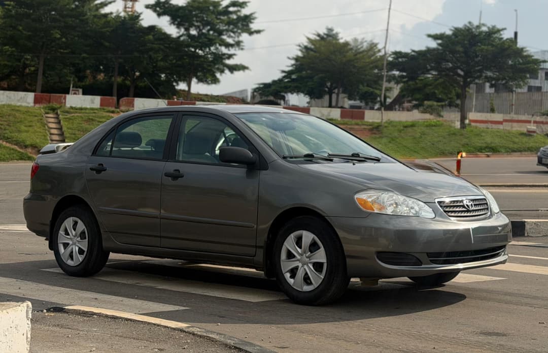 
								FOREIGN USED 2007 TOYOTA COROLLA LE WITH ORIGINAL CUSTOM DUTY FULLY PAID GOING FOR 8.5M ABUJA DEAL. full									