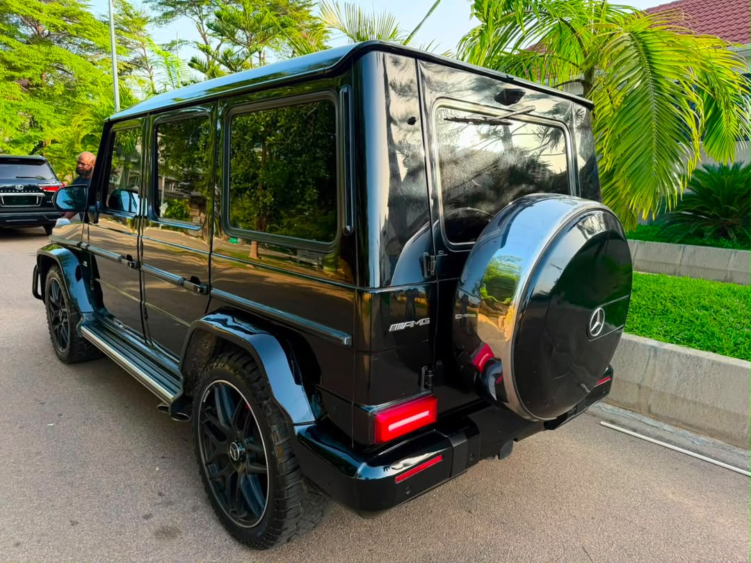 
								Giveaway Deal‼️‼️‼️ Belgium Standard (Carefully Used) Mercedes Benz G63 2014 AMG with Original duty✅ going for just 66.5M  Net with sambo owners house Jabi Abuja📍 ZERO CHAIN DEAL full									