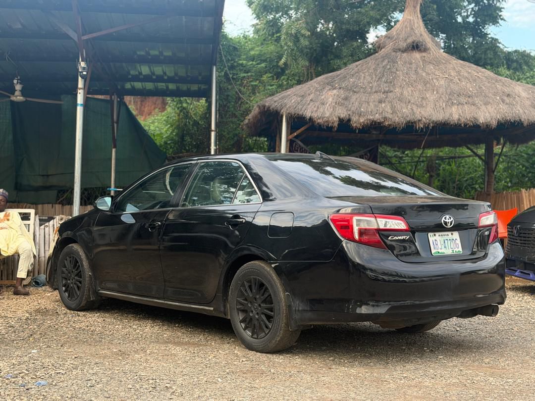 
								Distress Sell Extremely Clean Used Toyota Camry 2013 for just 7.9M Abuja full									